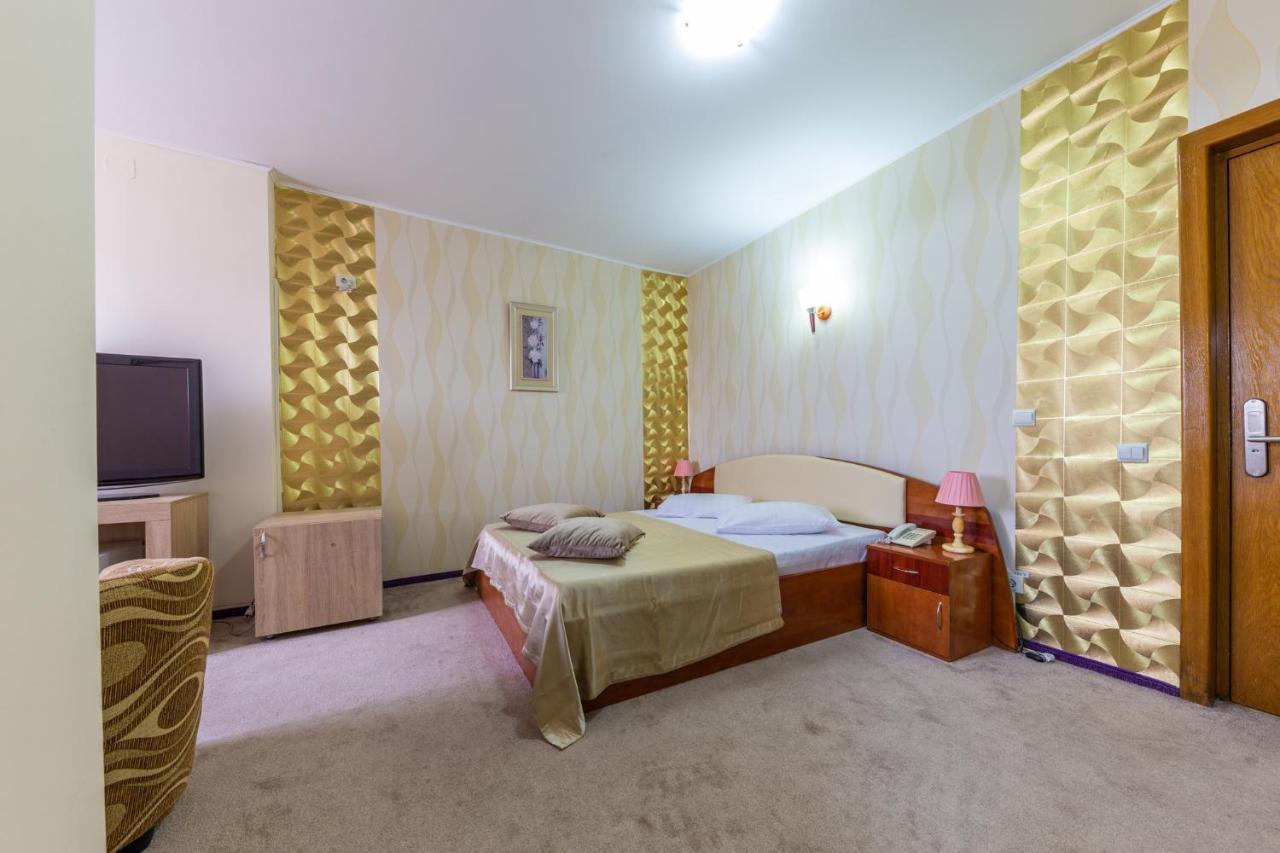 Hotel Amphitryon Бухарест Екстер'єр фото