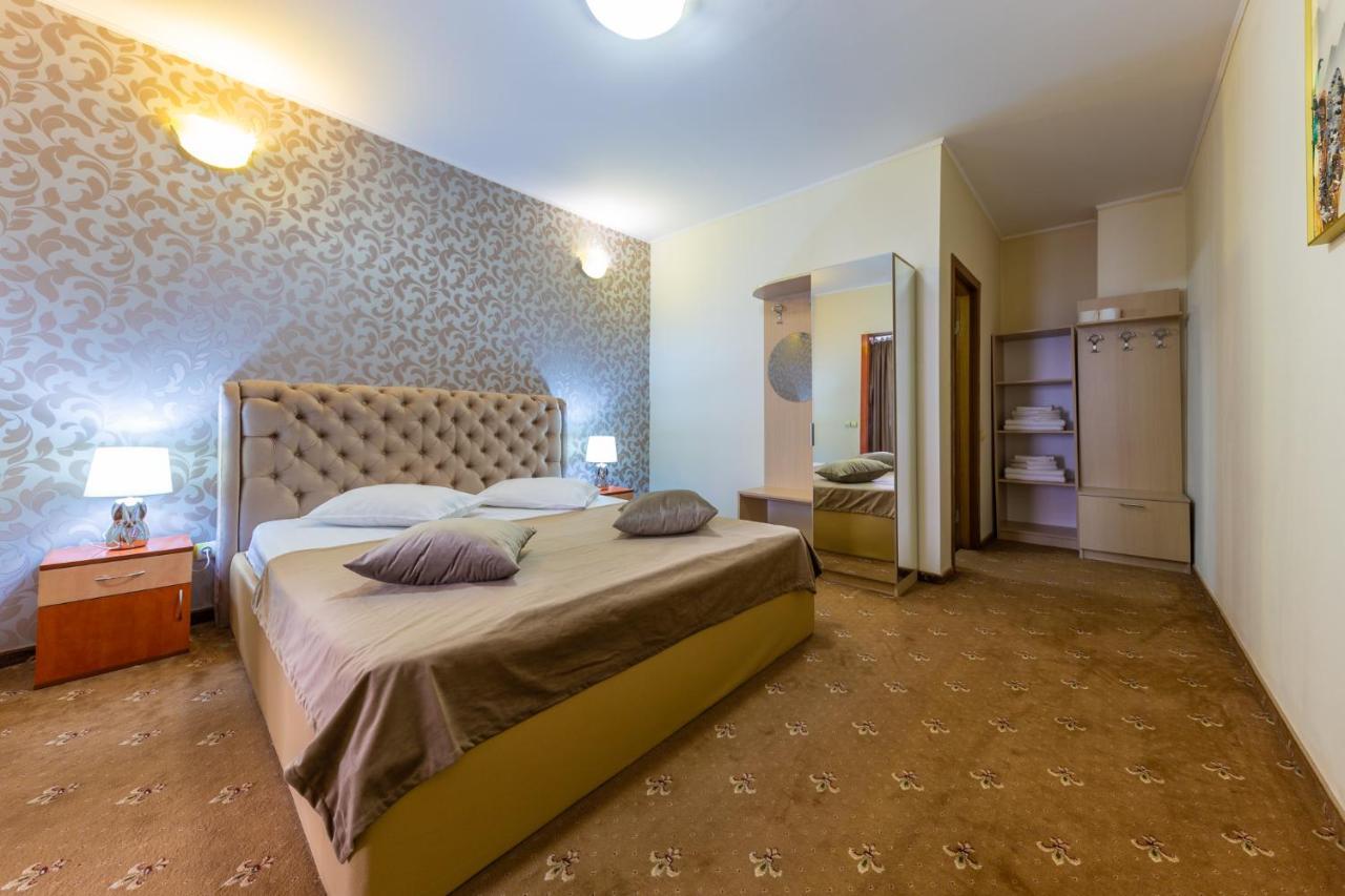 Hotel Amphitryon Бухарест Екстер'єр фото