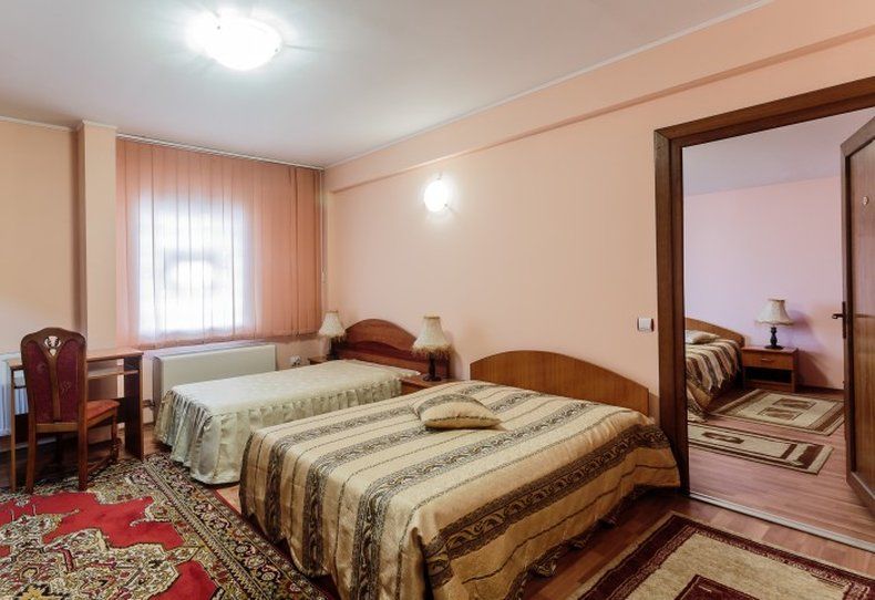Hotel Amphitryon Бухарест Екстер'єр фото